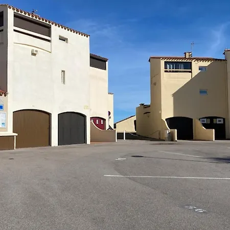 Villa Port Leucate: 6 Pers. Face A La Mer, Cosy, Proche Activites - Fr-1-798-40 Leucate