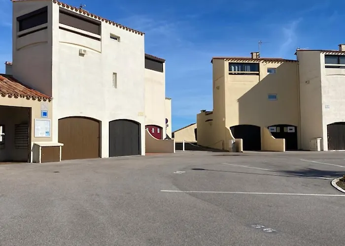 Villa Port Leucate: 6 Pers. Face à La Mer, Cosy, Proche Activités - Fr-1-798-40 Leucate